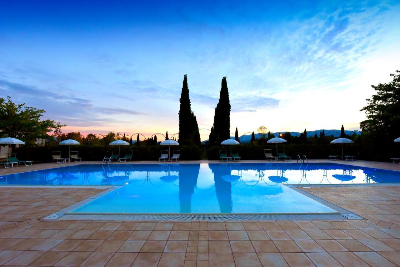 Villa Santa Barbara Montefalco Exterior photo