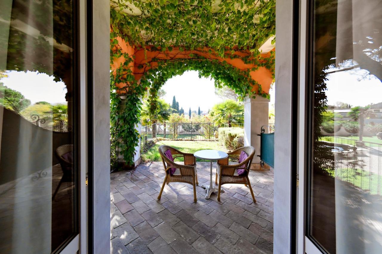 Villa Santa Barbara Montefalco Exterior photo